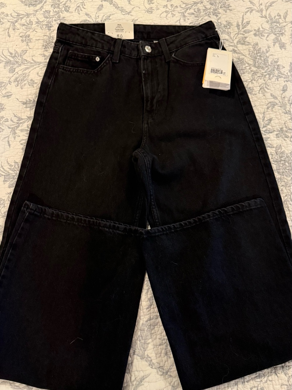 NWT wide fit Coupe Large pants